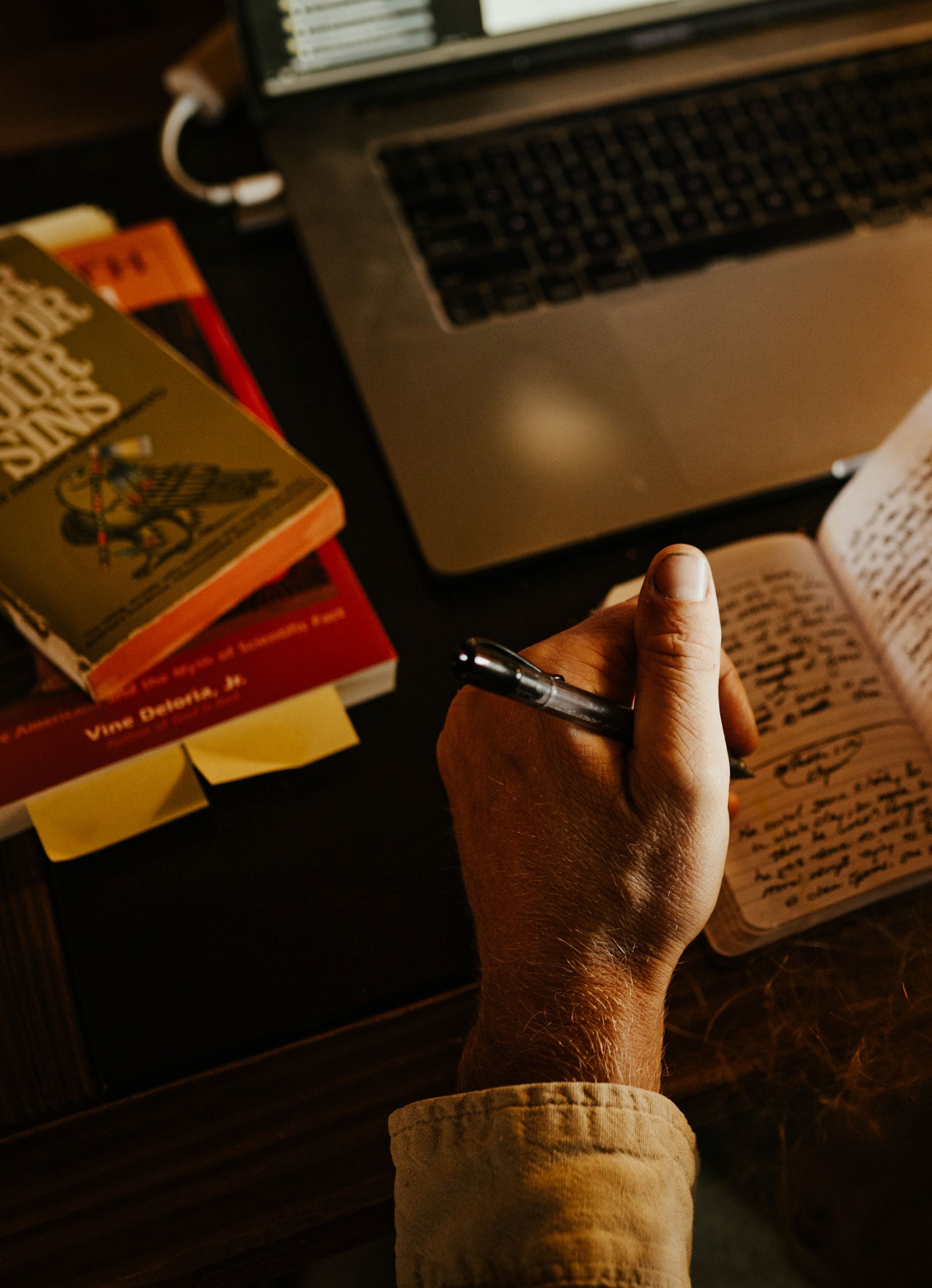 files/Daniel-Firth-Griffith-authorwriting.jpg